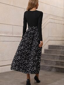 Graphic Print Belted A-line Dress - Black - View 2