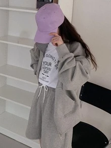 DAZY 1入組字母刺繡拉鏈開襟落肩袖運動衫 - 灰色 - 查看 2