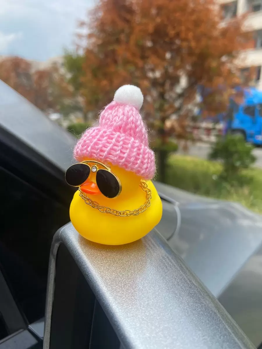 1pc Duck Design Car Ornament, Rubber Duck