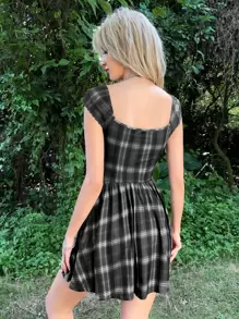 ROMWE PUNK Grunge Plaid Print Knotted Front Lace Trim Dress