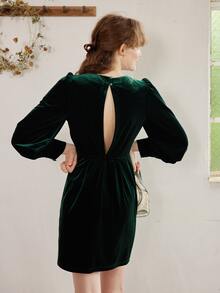 Simple Retro Solid Puff Sleeve Velvet Dress - Dark Green - View 2