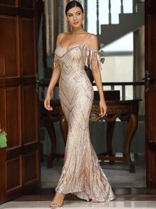 LOVE&LEMONADE Cold Shoulder Fringe Trim Mermaid Hem Sequin Formal Gown - Champagne - View 2