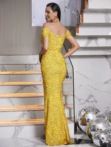 LOVE&LEMONADE Split Thigh Sequins Formal Dress - Yellow - View 2