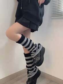 1 đôi Của phụ nữ Đen Và Màu xám Mẫu sọc Y2K Phong cách Máy làm ấm chân , Mùa thu Và Mùa Đông Thời trang Đường phố Vớ - Nhiều màu - Xem 1