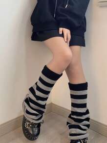 1 đôi Của phụ nữ Đen Và Màu xám Mẫu sọc Y2K Phong cách Máy làm ấm chân , Mùa thu Và Mùa Đông Thời trang Đường phố Vớ - Nhiều màu - Xem 3