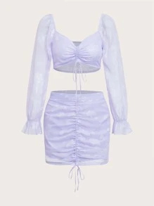 SHEIN VCAY Top corto floral jacquard de manga con volante con cordón delantero & Falda fruncido - Lila Púrpura - Ver 1
