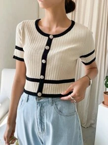 DAZY 撞色邊緣細節釦子針織上衣