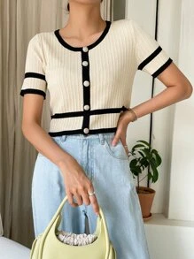 DAZY 撞色邊緣細節釦子針織上衣