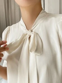 DAZY 綁領泡泡袖襯衫