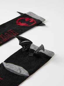 BATMAN X SHEIN Bat & Letter Graphic Crew Socks - Black - View 5