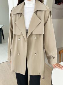 DAZY 肩章設計馬甲袖雙排釦系帶風衣 - 卡其色 - 查看 13