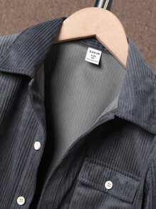 SHEIN 男孩字母貼布翻蓋口袋襯衫和褲子不帶T恤