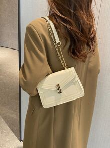 Minimalist Flap Chain Square Bag