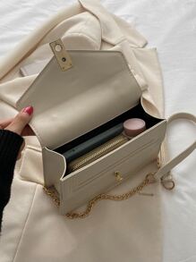 Minimalist Flap Chain Square Bag