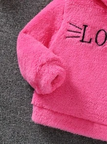 SHEIN Áo nỉ in hình gấu bông thêu chữ cho bé gái - Màu Hồng Tươi - Xem 3