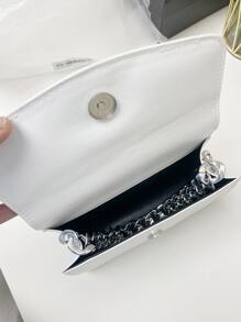 Bolso cuadrado ligero, informal de negocios con diseño de mariposas y cadenas, con solapa y asa superior, para adolescentes, niñas, mujeres, estudiantes universitarias, novatos y trabajadores administrativos, perfecto para la oficina, la universidad, el trabajo, los negocios, los desplazamientos, al aire libre, los viajes, las excursiones