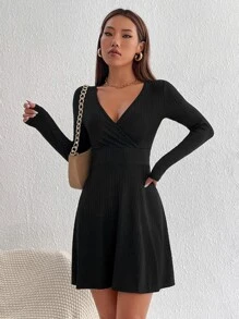 SHEIN PETITE Vestido de cuello cruzado tejido de canalé - Negro - Ver 5