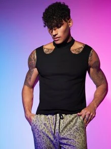 Manfinity RebelGame Men Cut Out Mock Neck Tank Top - Black - View 3