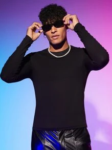 Manfinity RebelGame Men Cold Shoulder Solid Tee - Black - View 5