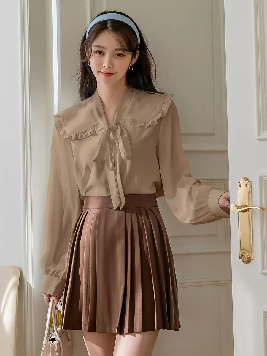 DAZY Tuyên bố cổ áo diềm xếp nếp thắt nút áo phía trước - Màu Khaki - Xem 1