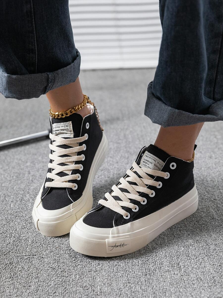 Letter Patch Decor Lace-up Front Canvas Shoes - Black - View 1
