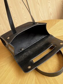 輕薄便攜大容量休閒時尚按扣翻蓋單肩手提包適合女孩、女士、大學生、新秀和白領秋季、冬季必備、工作、辦公室、通勤、學院、秋冬、戶外 - 黑色 - 查看 5