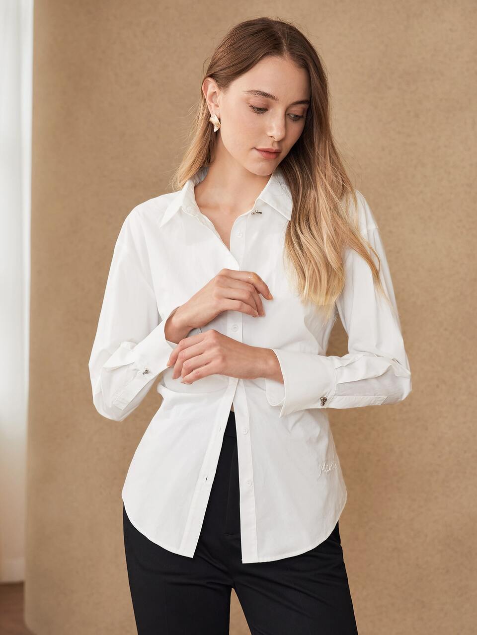 EMBROIDERY RUCHED SHIRT