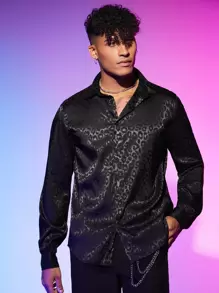 Manfinity RebelGame Men Leopard Jacquard Shirt - Black - View 4