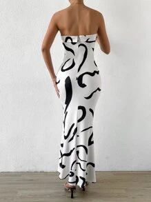 Calvaya Graphic Print Mermaid Hem Tube Dress