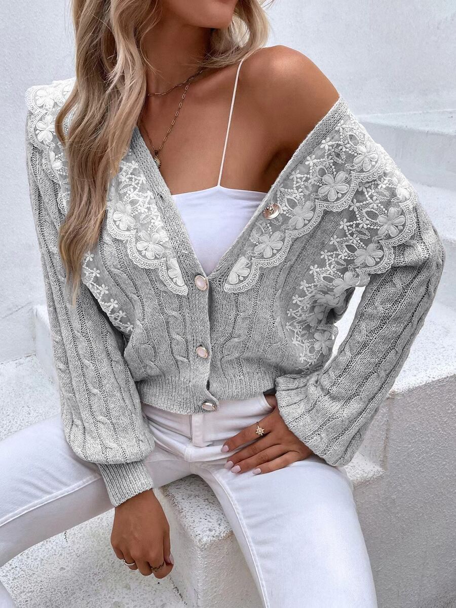 SHEIN LUNE 蕾絲拼接麻花編織開襟衫 - 淺灰色 - 查看 1