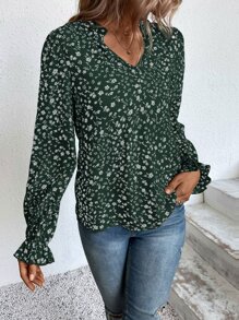 SHEIN LUNE Ditsy Floral Notched Neck Flounce Sleeve Blouse - Dark Green - View 3