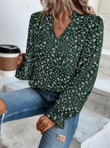 SHEIN LUNE Ditsy Floral Notched Neck Flounce Sleeve Blouse - Dark Green - View 4