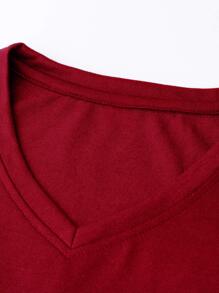 Manfinity Homme Men Letter Graphic Contrast Trim Tee - Burgundy - View 3