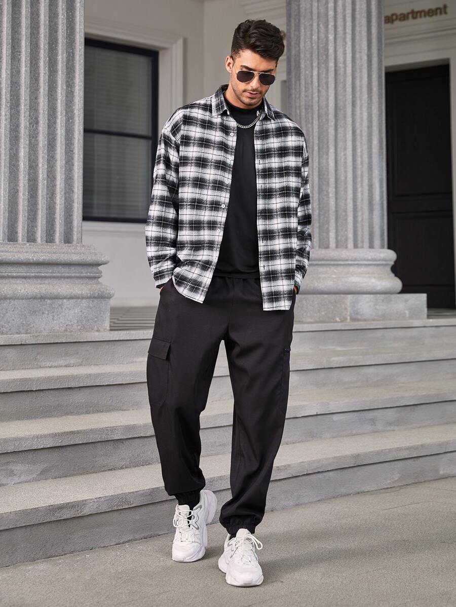 Manfinity Homme Men Plaid Print Drop Shoulder Shirt - Black and White - View 1