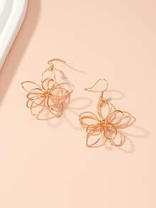 Hollow Out Flower Drop Earrings - Rose Gold - View 4
