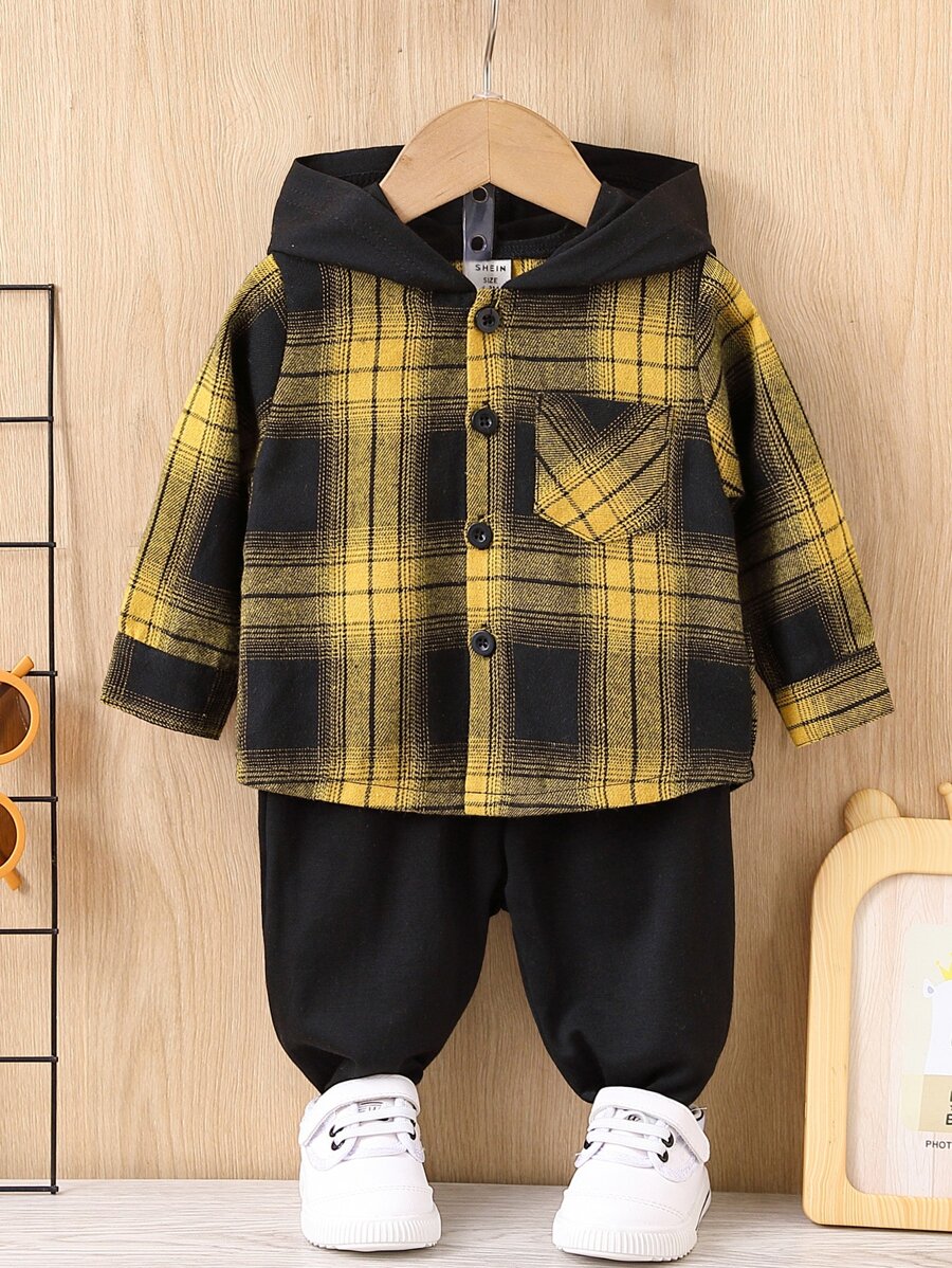 男嬰格紋補丁貼口袋連帽襯衫和運動褲