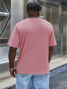 Manfinity Men Plus Slogan & Statue Print Tee - Dusty Pink - View 2