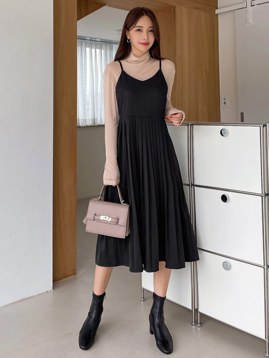 DAZY Đầm Xếp li màu trơn Giải trí - màu đen - Xem 1