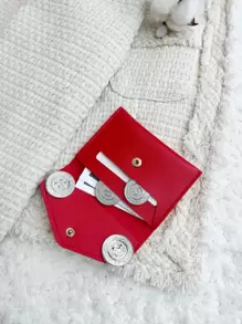 SOUTHLAND&KANGAROO 字母细节 翻盖 轻便 便携 卡包 身份证 白领 女士 节日 周年 生日 礼物 礼品配件 礼品礼物 教师礼物 卡包 卡包 钱包 名片包 信用卡包 卡片包 女士 女士迷你钱包 卡片钱包 - 紅色 - 查看 3