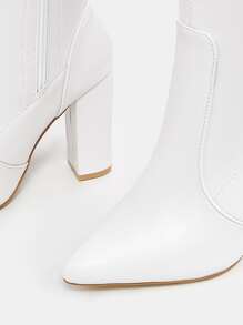 CUCCOO SZL Botas blancas clásicas para mujeres con puntera afilada, tacón grueso y diseño slip-on que llega por encima de la rodilla, para usar en verano, graduación, baile de graduación, vacaciones, rebajas de verano, regreso a la escuela, estudiantes universitarias, fiestas, chic y elegante, Halloween, Navidad y Año Nuevo - Blanco - Ver 3