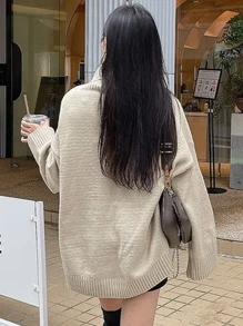 DAZY 高领落肩超大毛衣，秋季女装 - 卡其色 - 查看 2