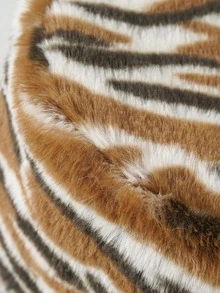 虎紋圖案毛茸茸漁夫帽 - 彩色 - 查看 3