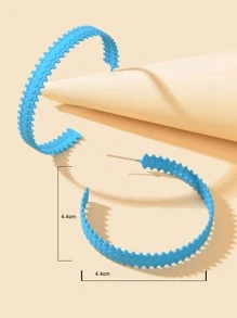 Heart Detail Cuff Hoop Earrings - Blue - View 3