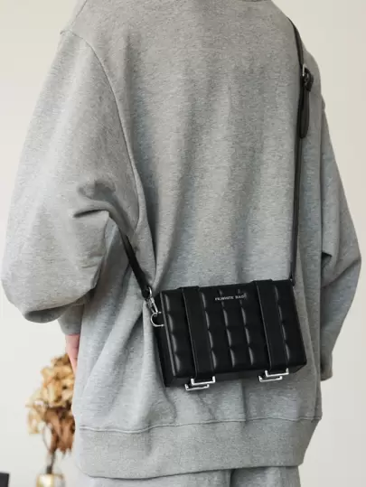 peach tree 1个大容量黑色手拿包 黑色包 手提包 办公用品 复古收纳 男士礼物 送给丈夫 父亲节礼物 情人节礼物包 时尚手提包 化妆包 学生户外手提包 情人节礼物 复古 运动生活 男士钱包包 春季复古包 迷你包 小包 时尚男士包 商务枕形包 男士 男士礼物 父亲节礼物 节日必备包 节日收纳包 腕包 钱包 旅行必备 钱包整理包 男士礼物 圣诞礼物 圣诞包 男士礼物 情人节 复古 工作包 商务包