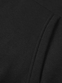 Manfinity Hypemode Nam Chữ & Bướm In Túi kangaroo Dây rút Áo hoodie ấm áp - màu đen - Xem 3