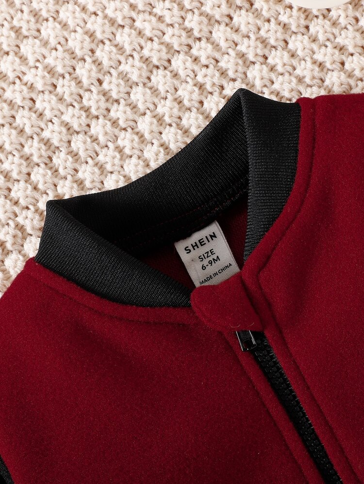 Bebé Cazadora tipo bomber con bordado de letra de dos tonos - Burdeos - Añade 4