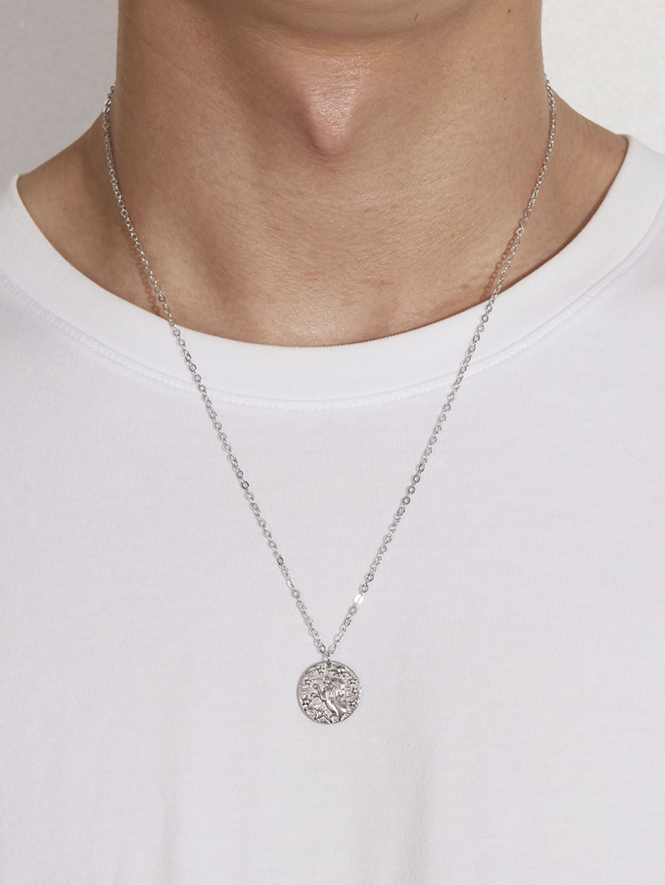 Fashionable and Popular Men Lion Detail Round Charm Necklace Copper for Jewelry Gift and for a Stylish Look - Silver - View 1