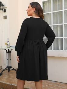 Đầm Plus Size xoắn lại màu trơn Giải trí - màu đen - Xem 3