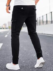 Manfinity Homme Pantalones de carga de hombre de algodón con bolsillo con solapa, ajustados y largos, de lavado oscuro, jean negro liso, adecuados para trabajo de negocios casuales para esposos - Negro - Ver 2
