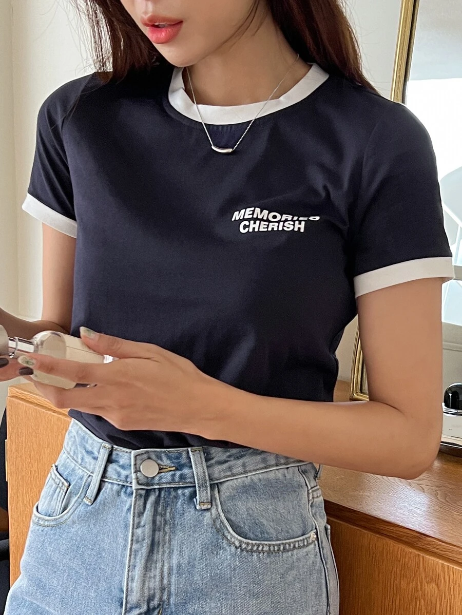 DAZY Camiseta con gráfico de letra, estilo preppy - Azul Marino - Ver 1